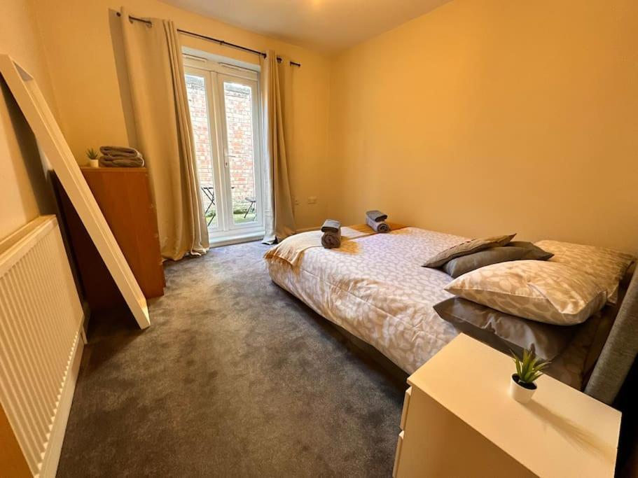 2 Bedroom Apartment In Se13 London Kültér fotó